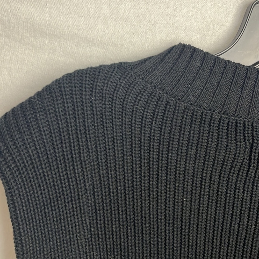 Pistola small Black Bella shoulder pad Sleeveless Sweater Vest new - Picture 9 of 9